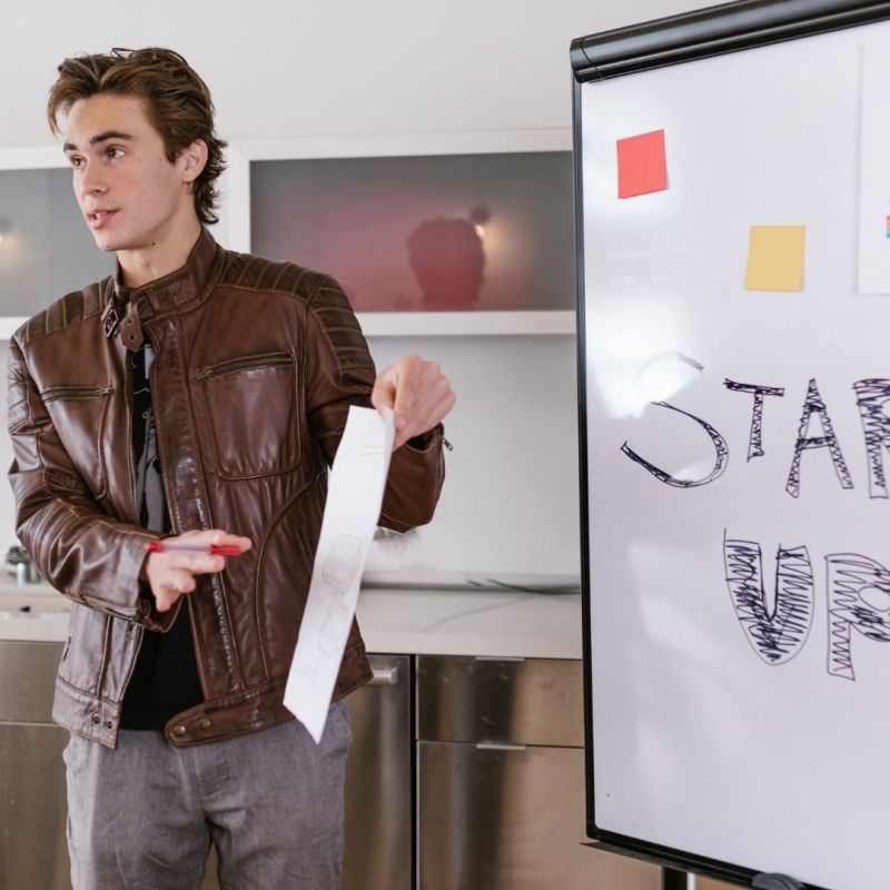 Genç Girişimciliği: CV’ye Yazılan Değil, Gerçekten Bir Şey Üreten&nbsp;Projeler