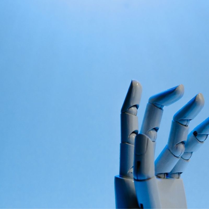 Adalet Terazisi ve Algoritmik Önyargı: Yapay Zeka Gerçekten Tarafsız&nbsp;mı?